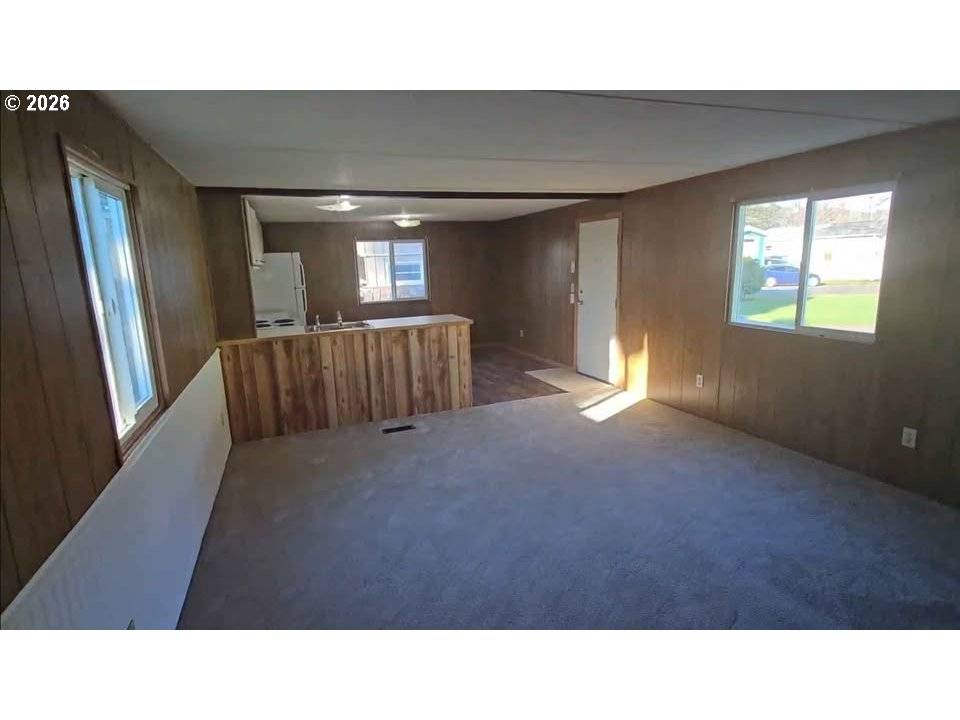 82 SE 16551 DR #21, Clackamas, OR 97015