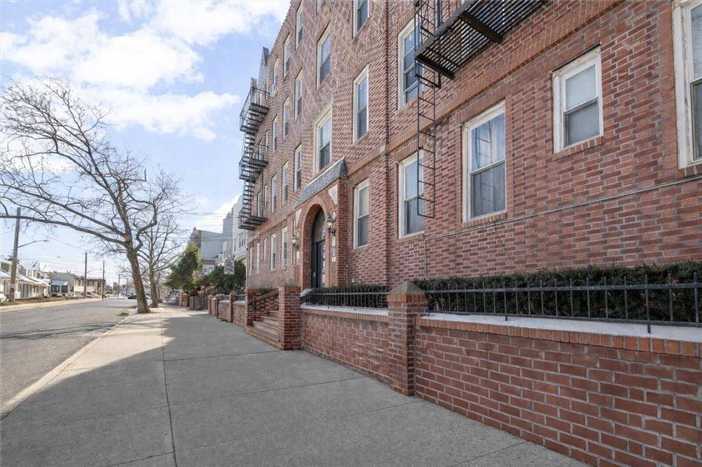 109-18 Lefferts BLVD #D2, Queens, NY 11420