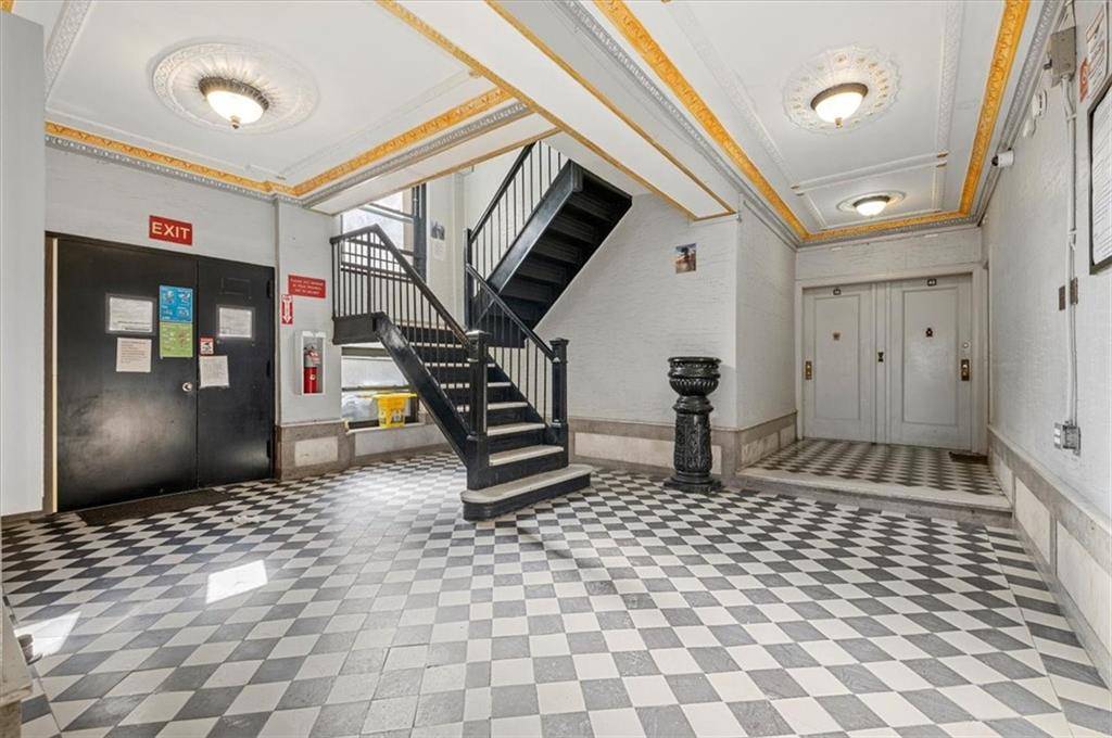 109-18 Lefferts BLVD #D2, Queens, NY 11420