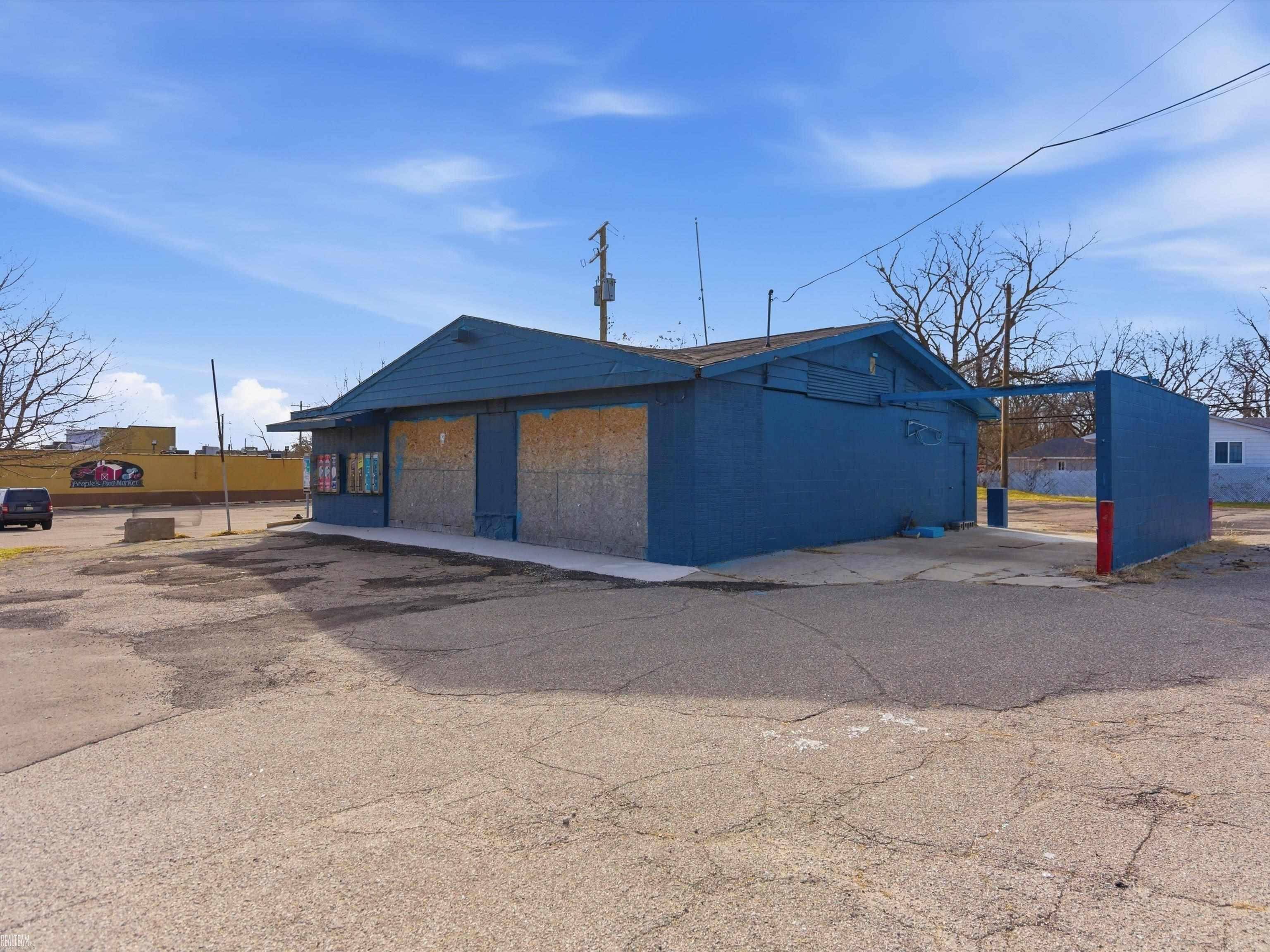 684 Auburn AVE, Pontiac, MI 48342