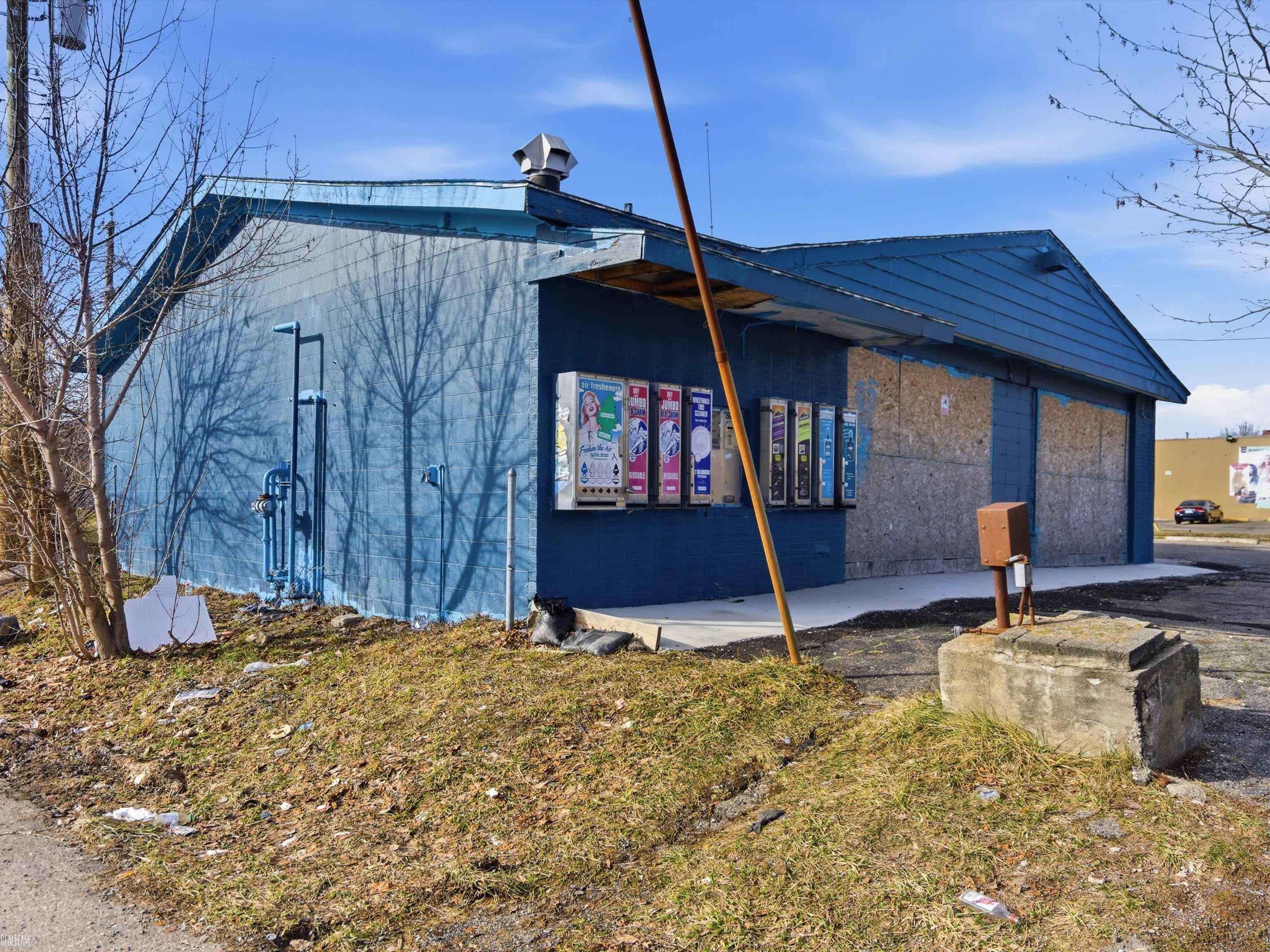 684 Auburn AVE, Pontiac, MI 48342