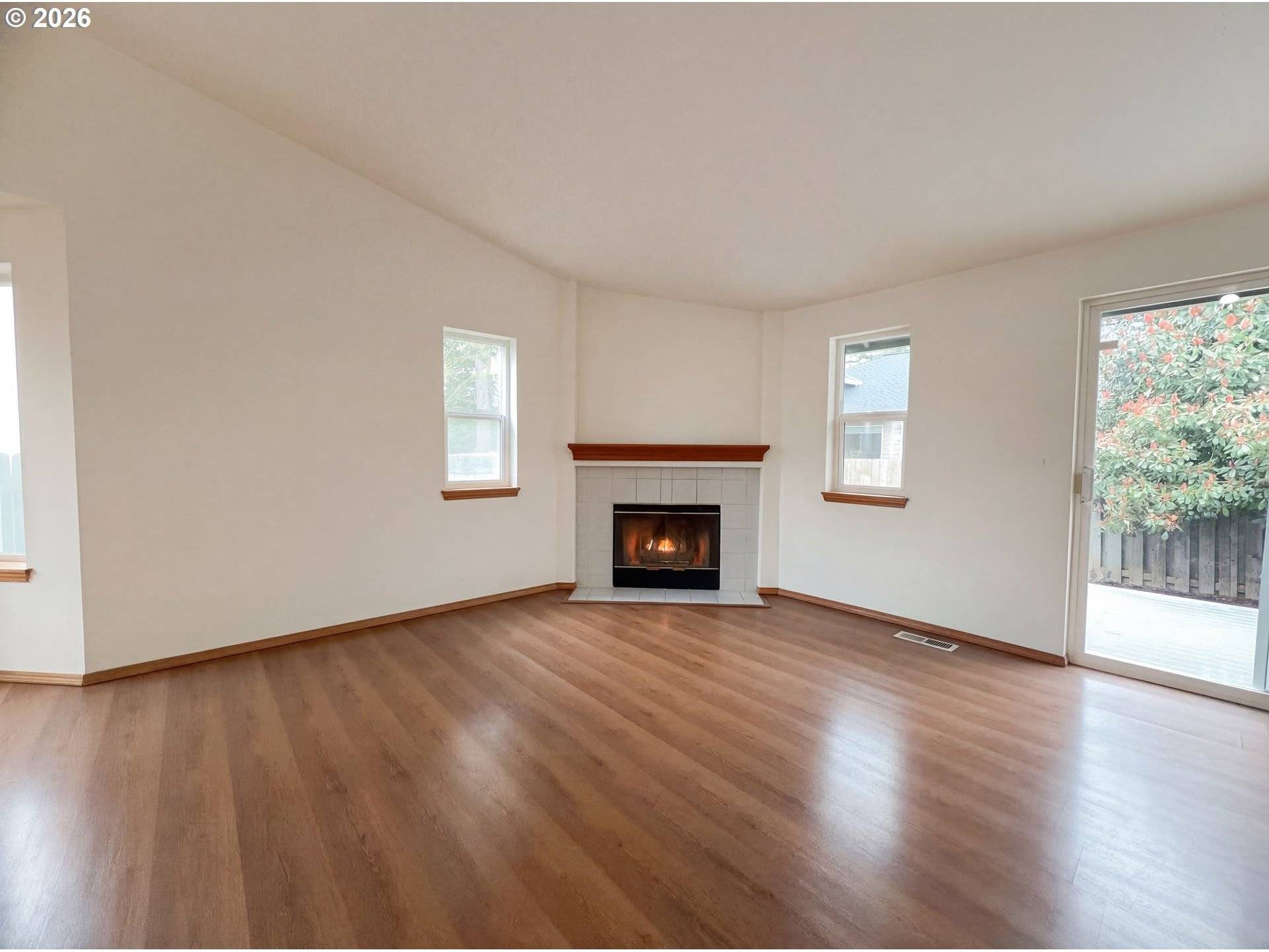 8641 NE WINDSTONE ST, Beaverton, OR 97006