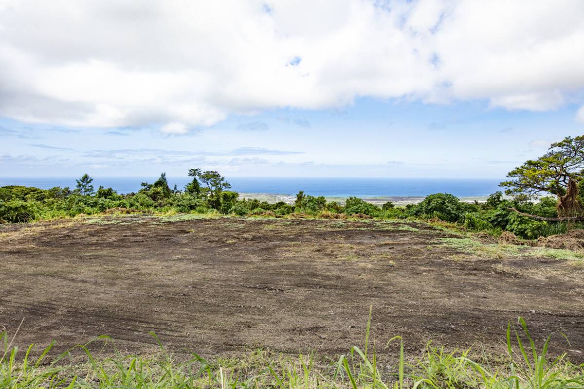 74-4687 HALOLANI ST, Kailua-kona, HI 96740