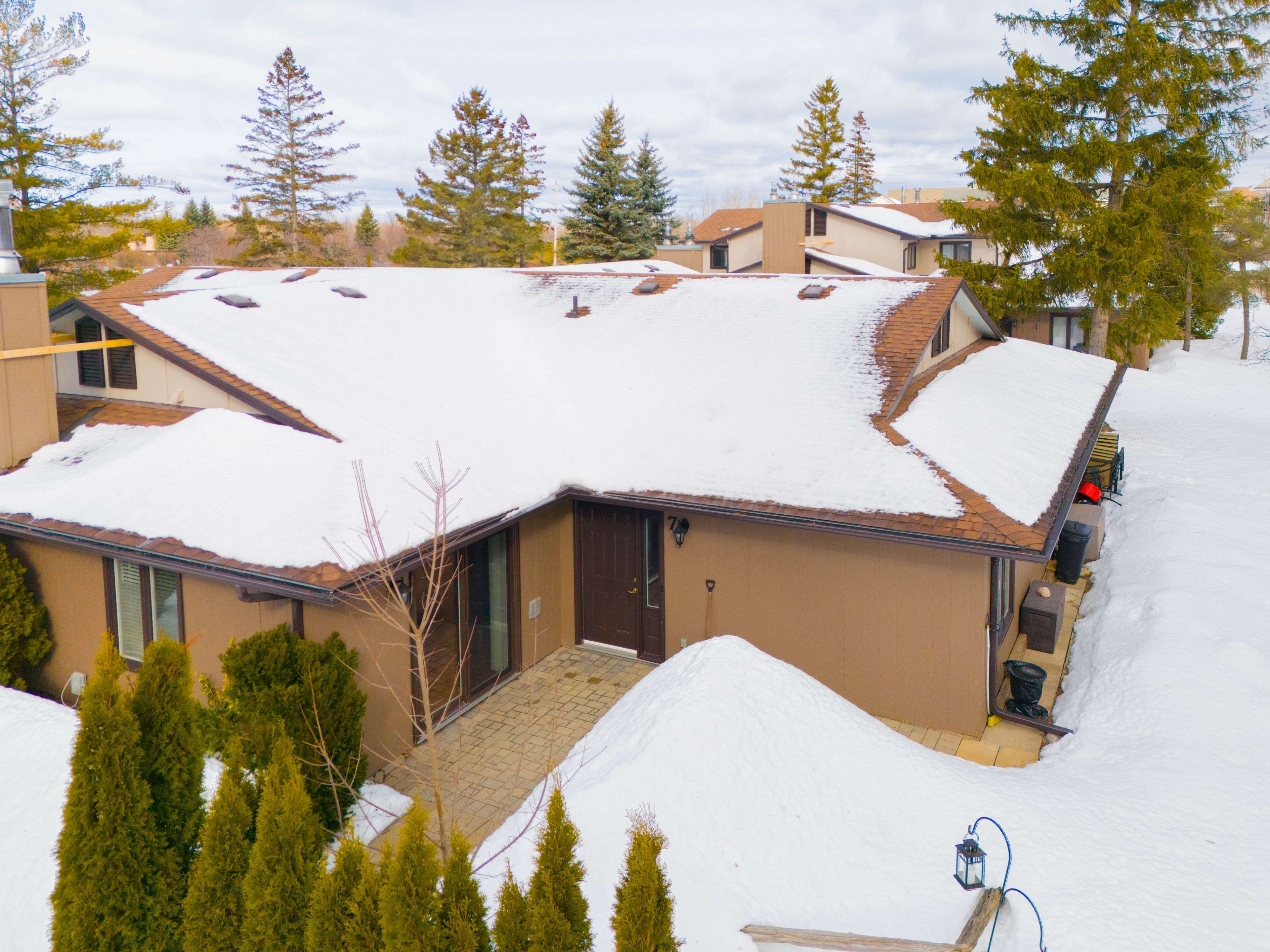 7 Trafalgar RD #7, Collingwood, ON L9Y 5G4