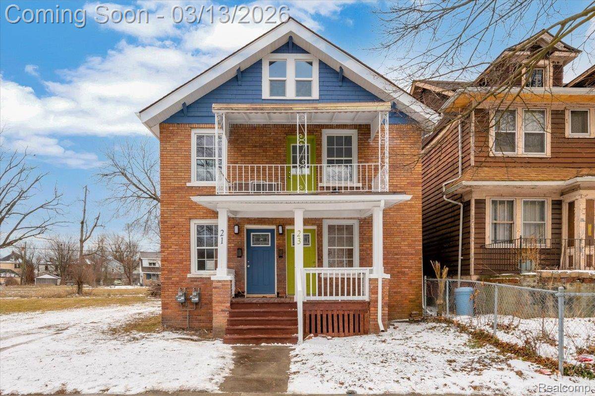 21 North ST, Highland Park, MI 48203