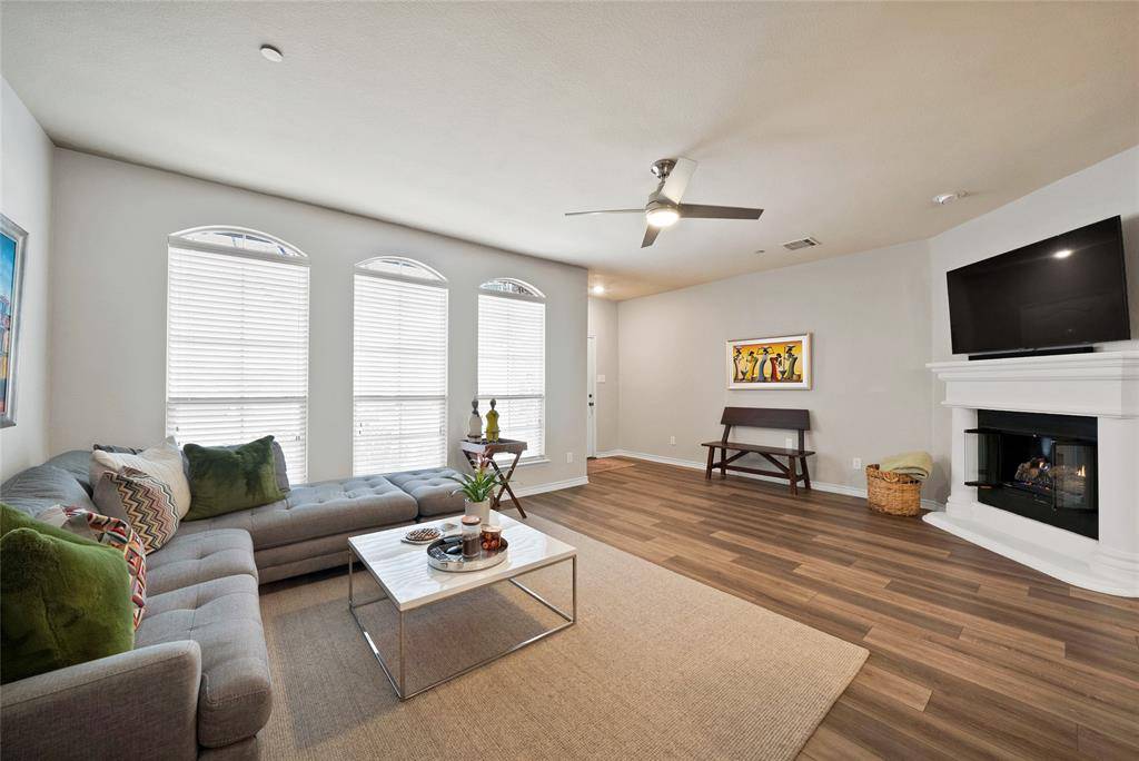 5563 Cecina Drive, Frisco, TX 75034