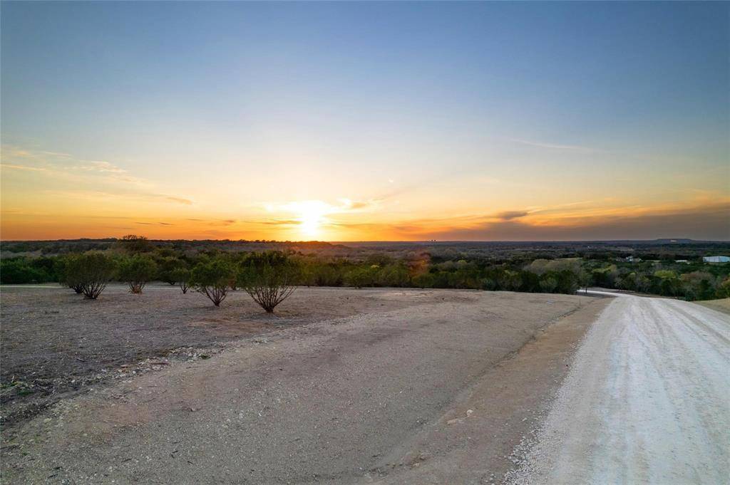 1044 Cedar Hill Drive, Nemo, TX 76070