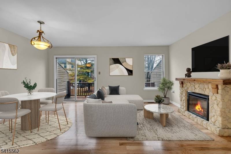 28 Grosbeak Dr, Allamuchy Twp., NJ 07840