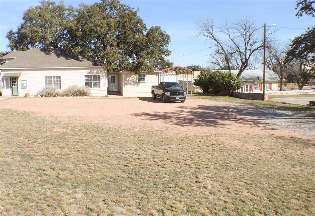 405 S Bridge Street, Brady, TX 76825