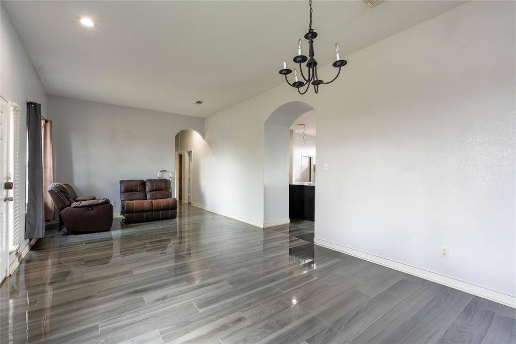 2108 Acorn Grove, Mesquite, TX 75181