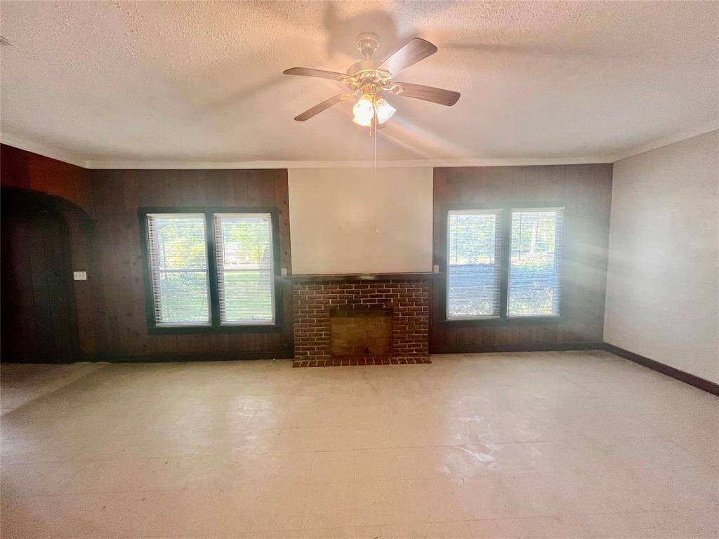 4171 Lakeshore Drive, Shreveport, LA 71109