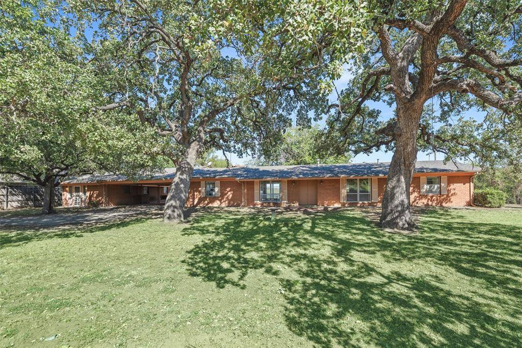 3055 Midway Road, Grapevine, TX 76092