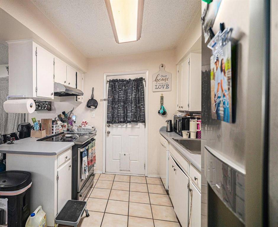 117 WALNUT CREEK Drive, Azle, TX 76020