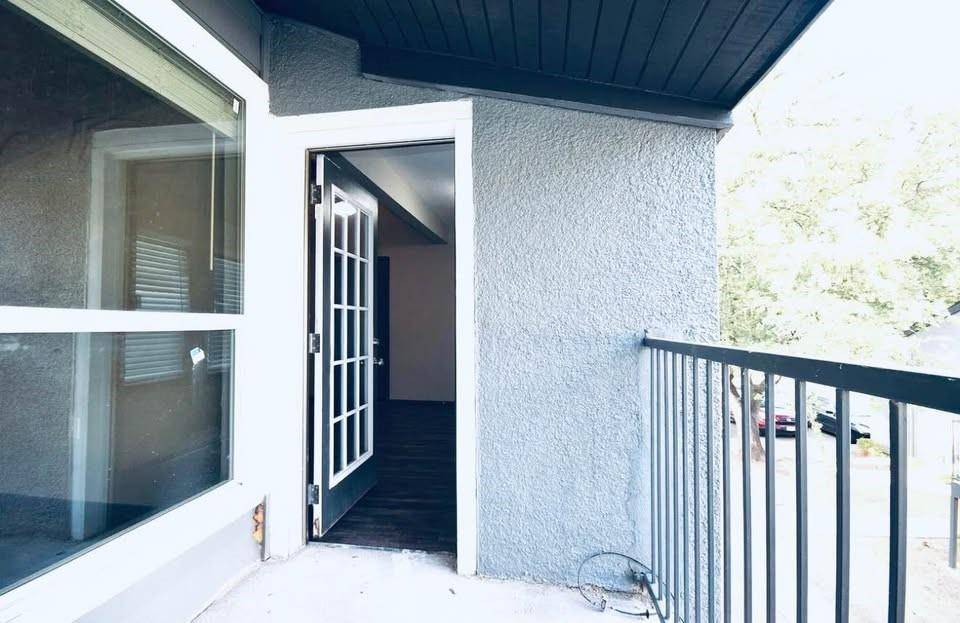 9696 Walnut Street #2012, Dallas, TX 75243