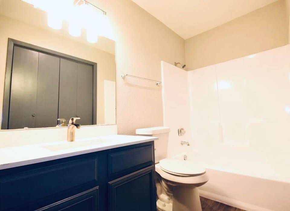 9696 Walnut Street #2012, Dallas, TX 75243