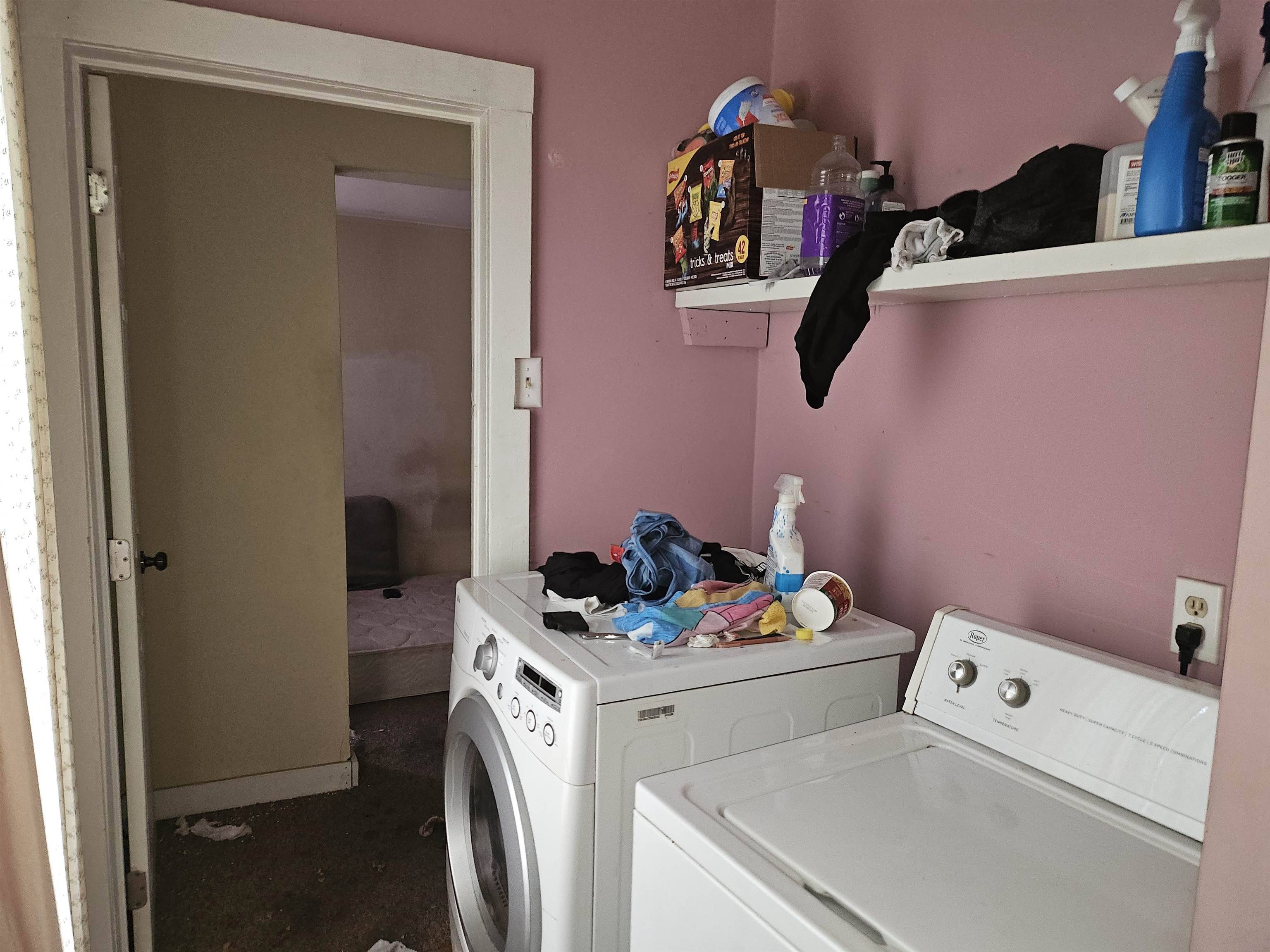 416 S Lansing ST, Mtpleasantcity_isabella, MI 48858
