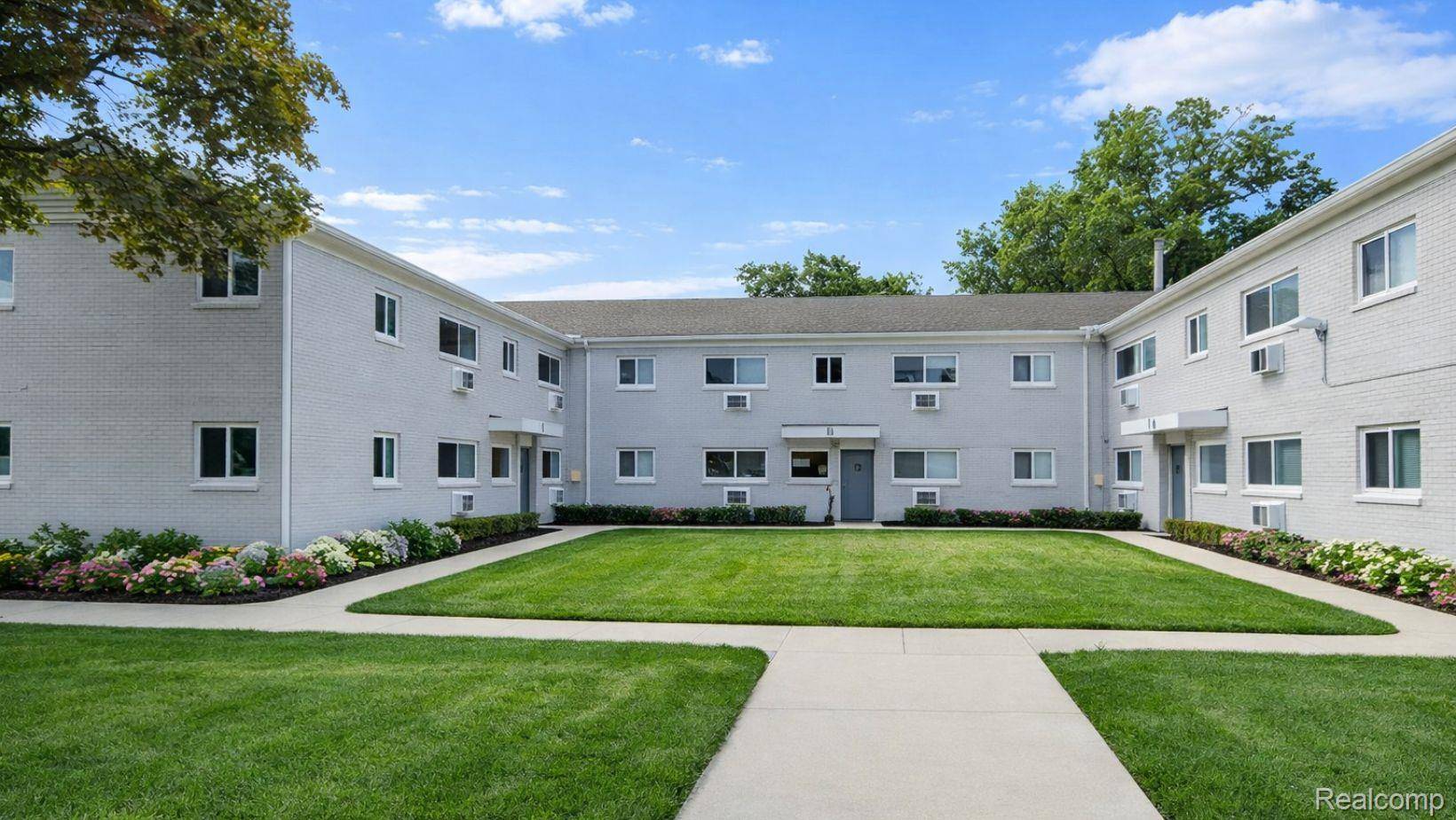 1770 E Woodward Heights BLVD #C1, Hazel Park, MI 48030