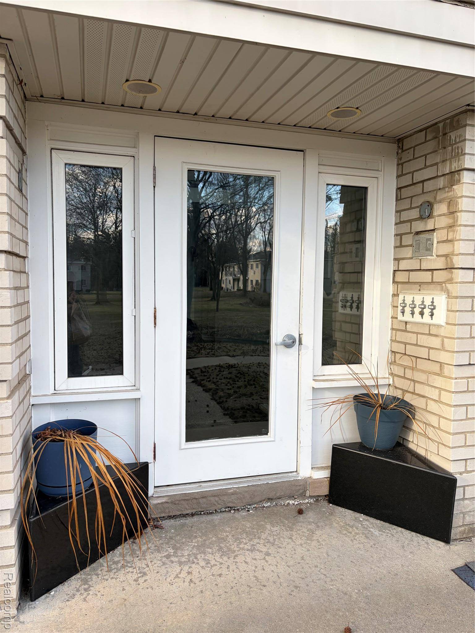 4113 Telegraph RD #Unit # B-217, Bloomfield Hills, MI 48302