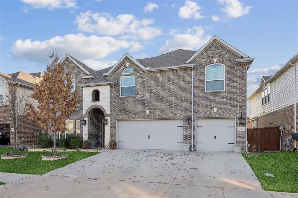 5217 Bow Lake Trail, Fort Worth, TX 76179