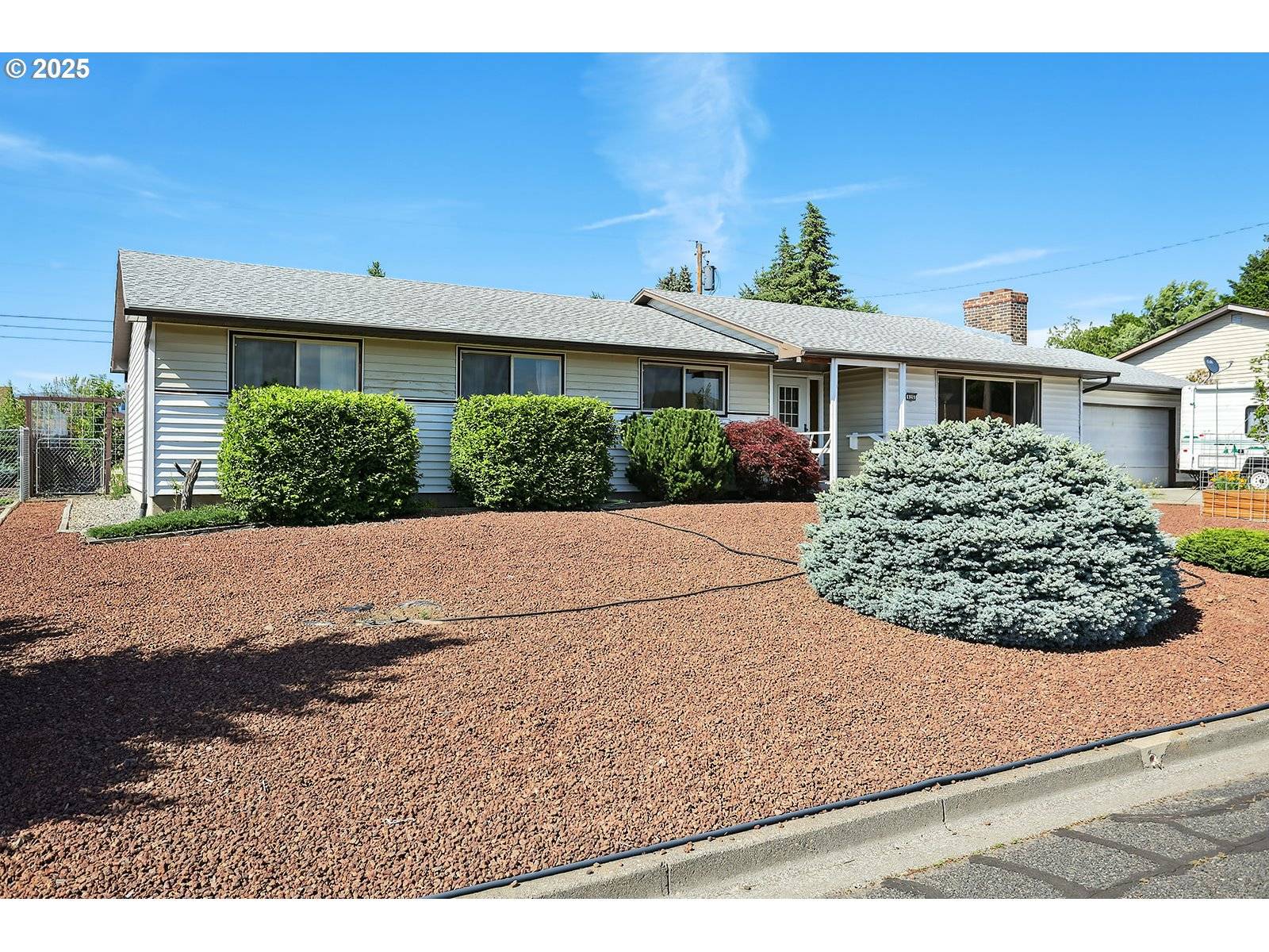 825 MAPLE DR, Goldendale, WA 98620