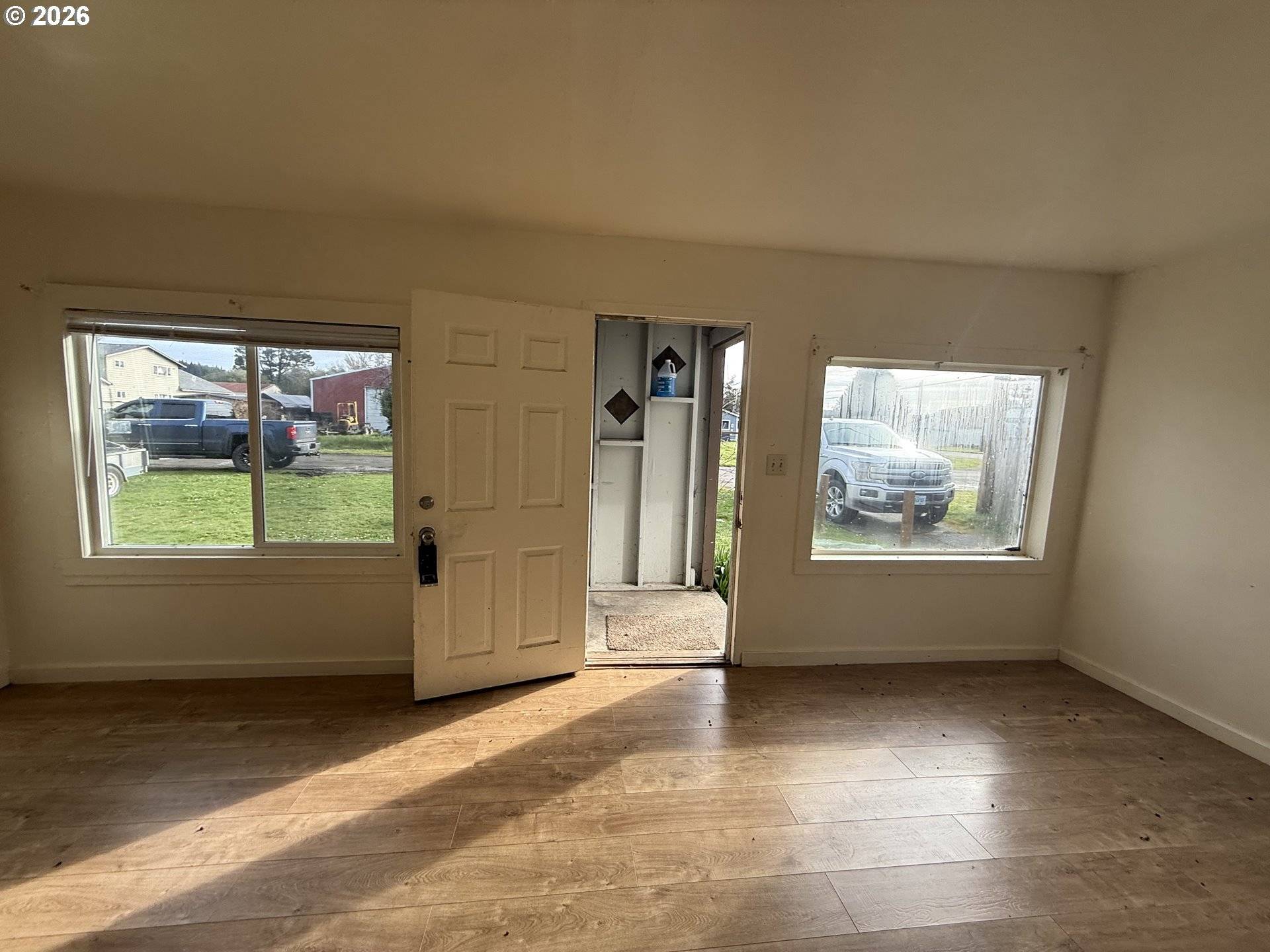 115 N 5TH ST, Lakeside, OR 97449