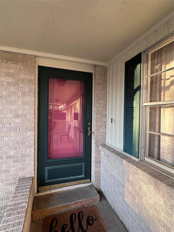 329 N Brighton Avenue, Dallas, TX 75208