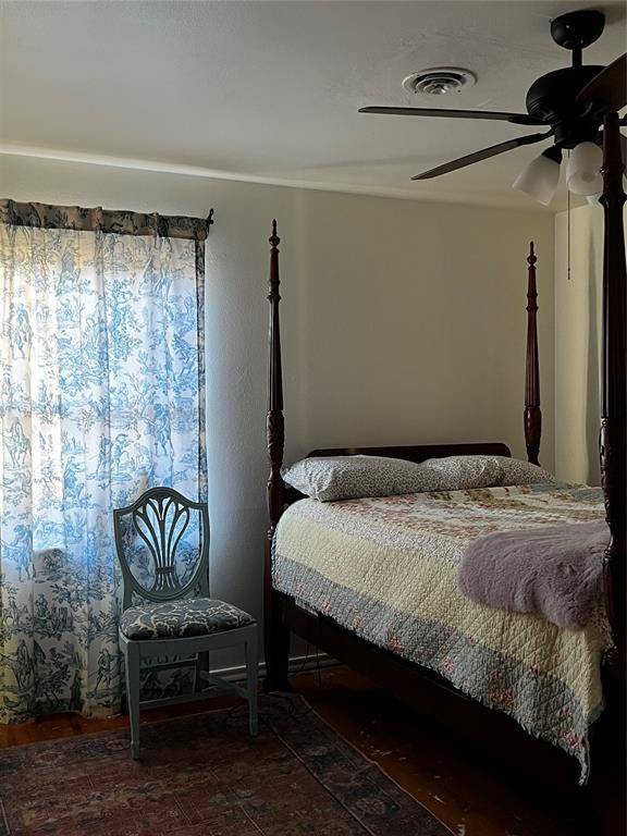 329 N Brighton Avenue, Dallas, TX 75208