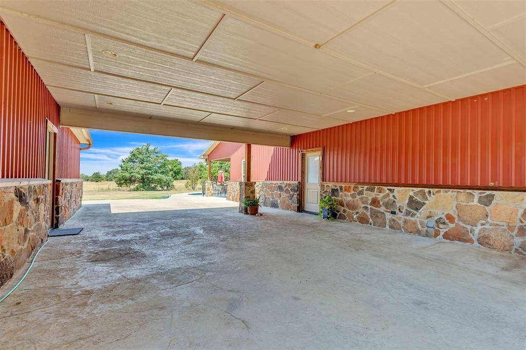 337 County Road 3535, Saltillo, TX 75478