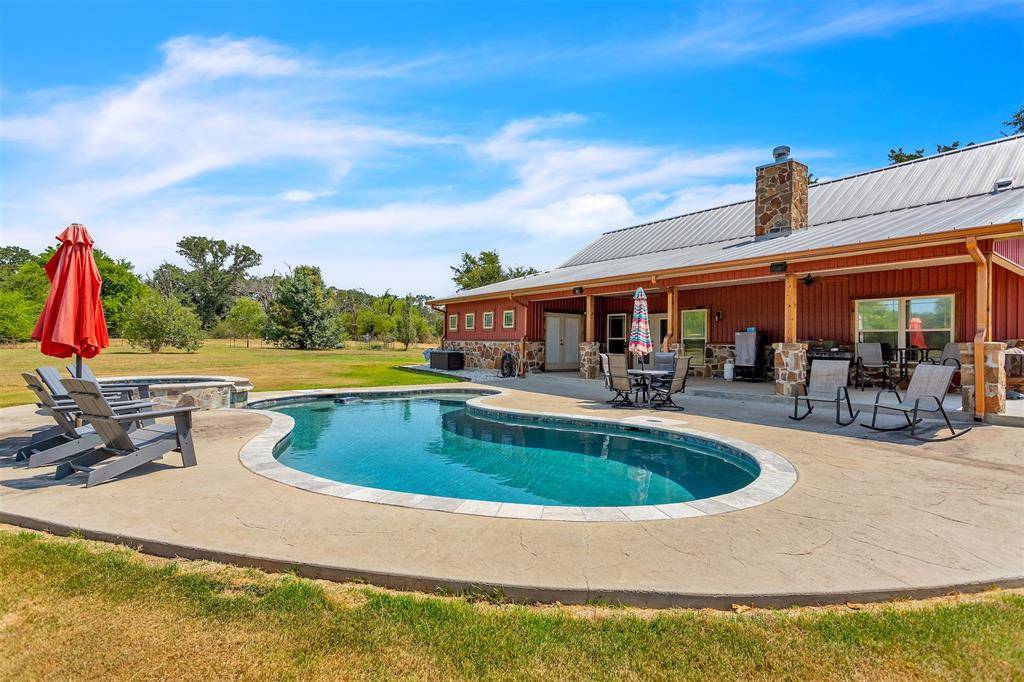 337 County Road 3535, Saltillo, TX 75478