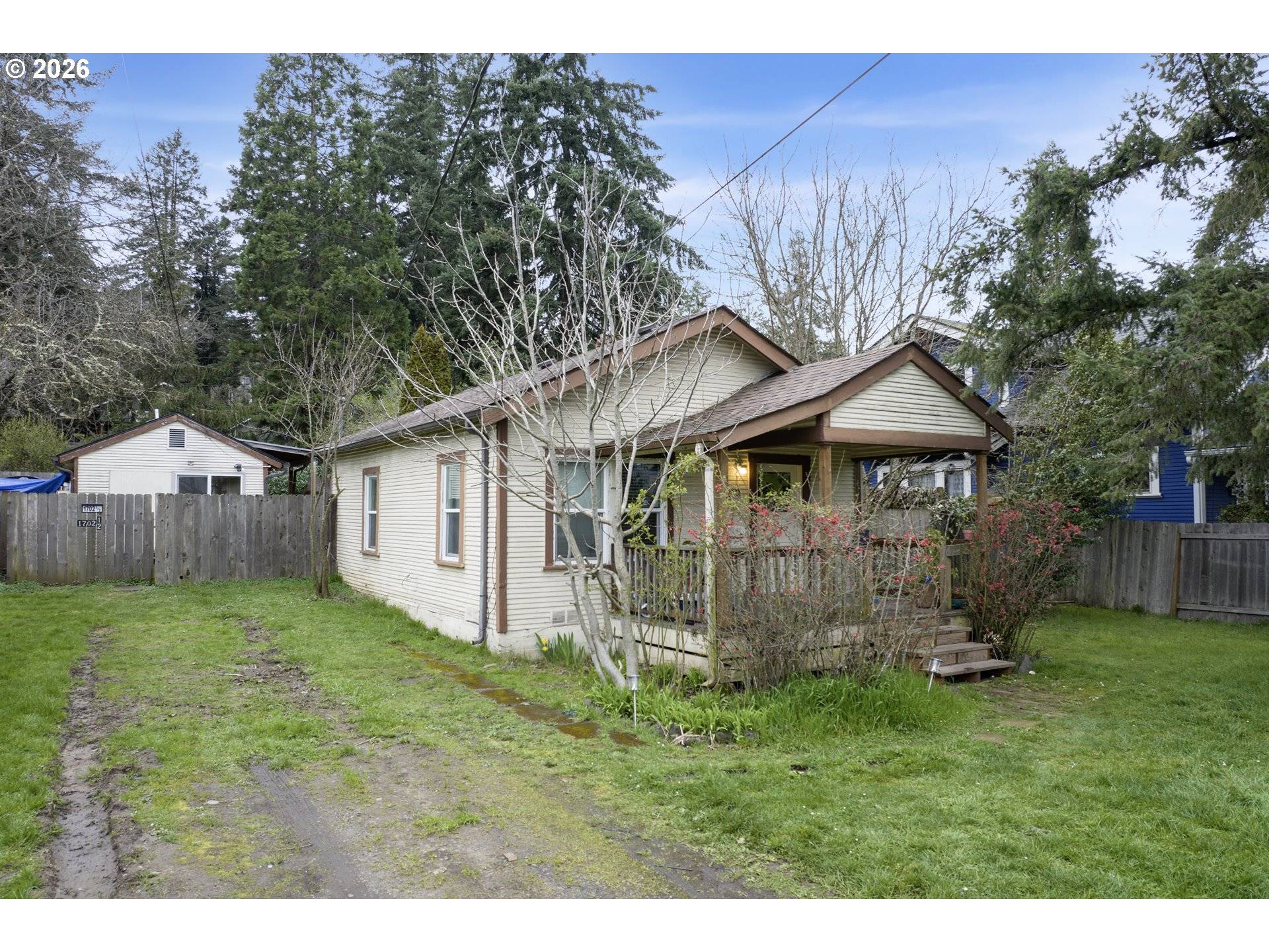 1702 AUGUSTA ST, Eugene, OR 97403