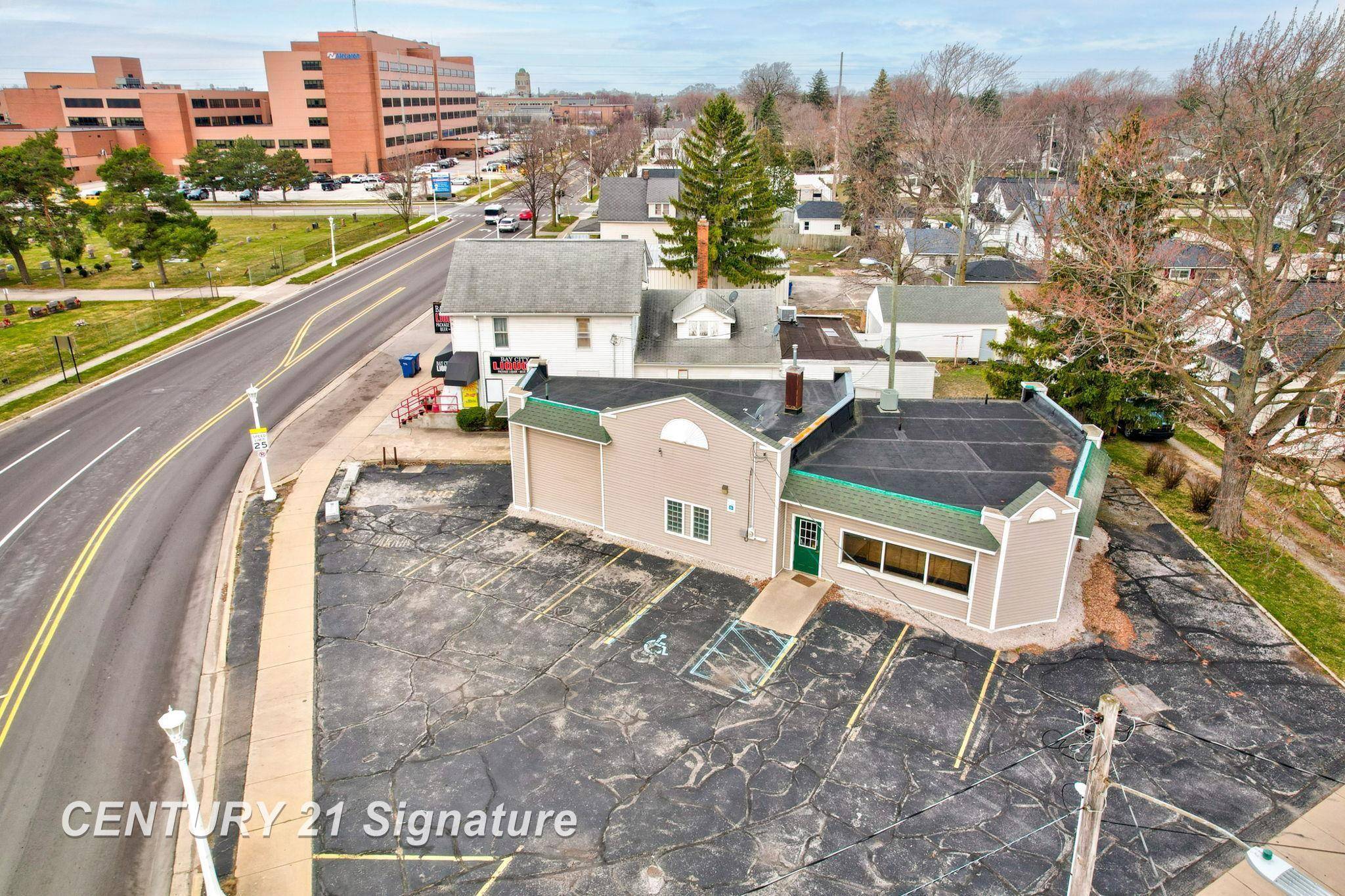 2019 Columbus AVE, Bay City, MI 48708