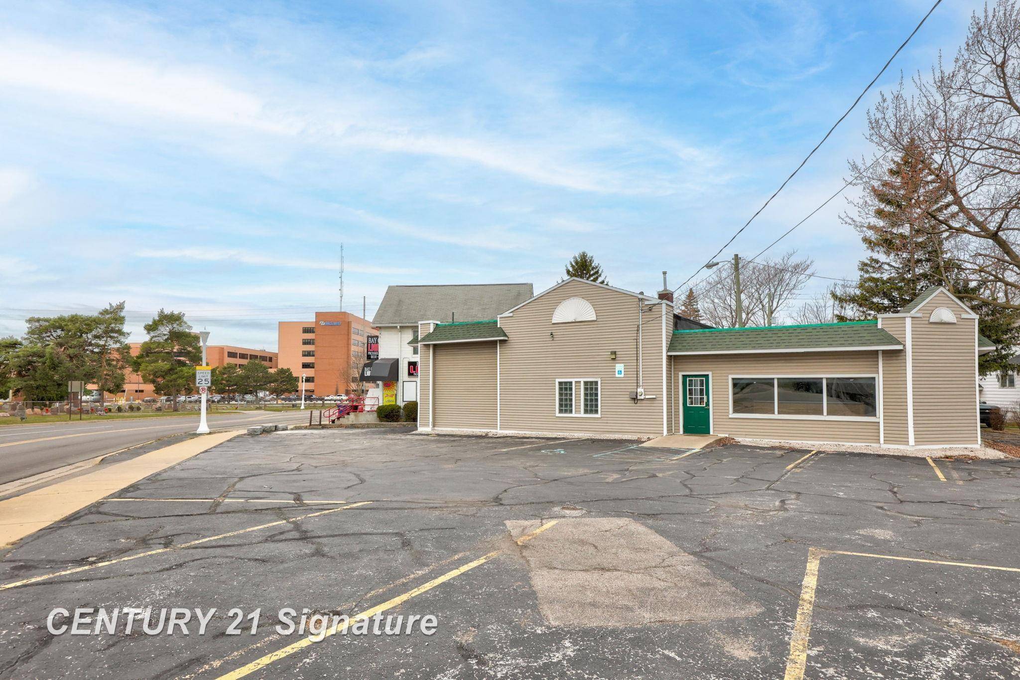 2019 Columbus AVE, Bay City, MI 48708