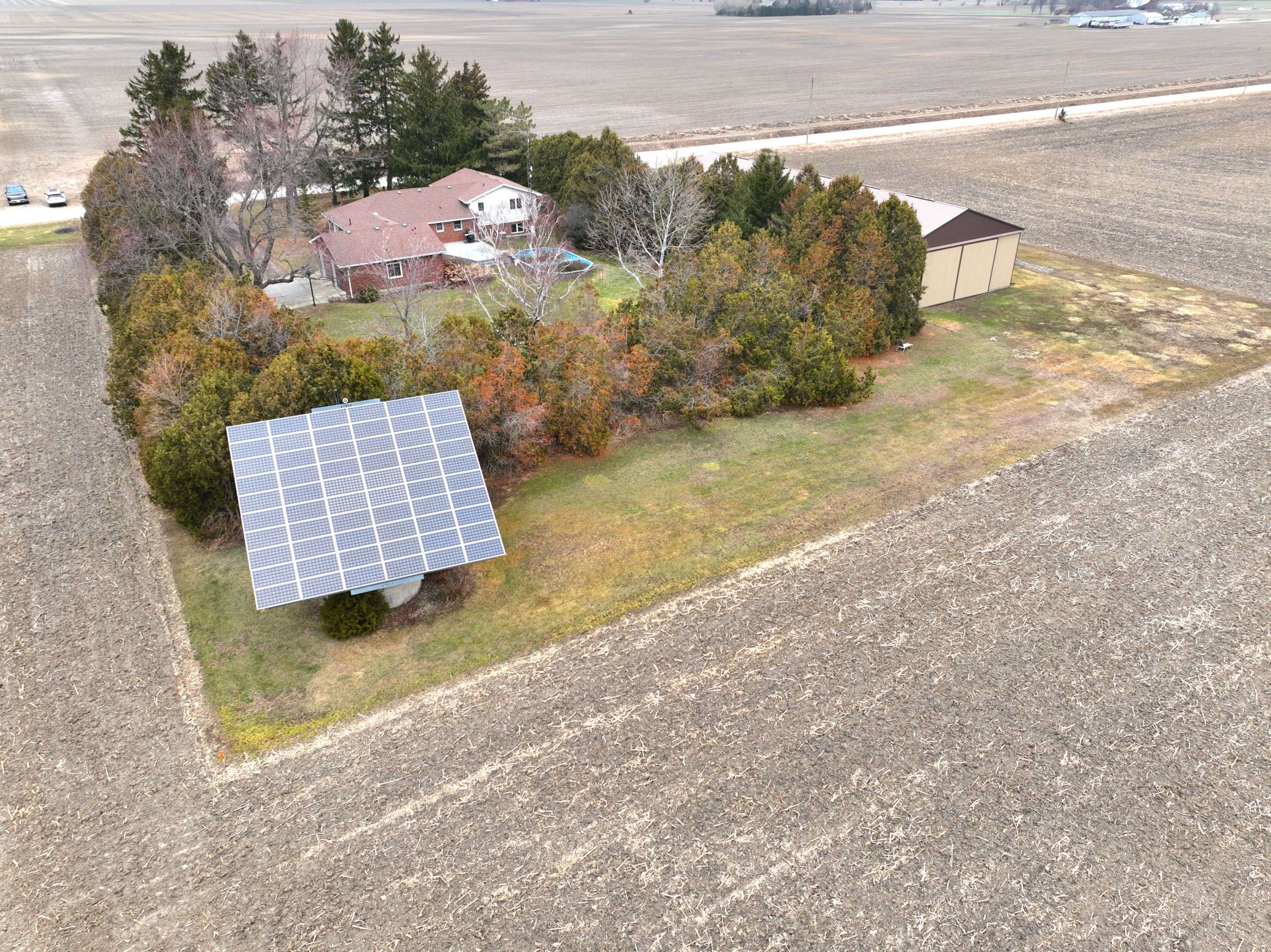 10010 Cedar Hedge Line, Chatham-kent, ON N0P 1M0