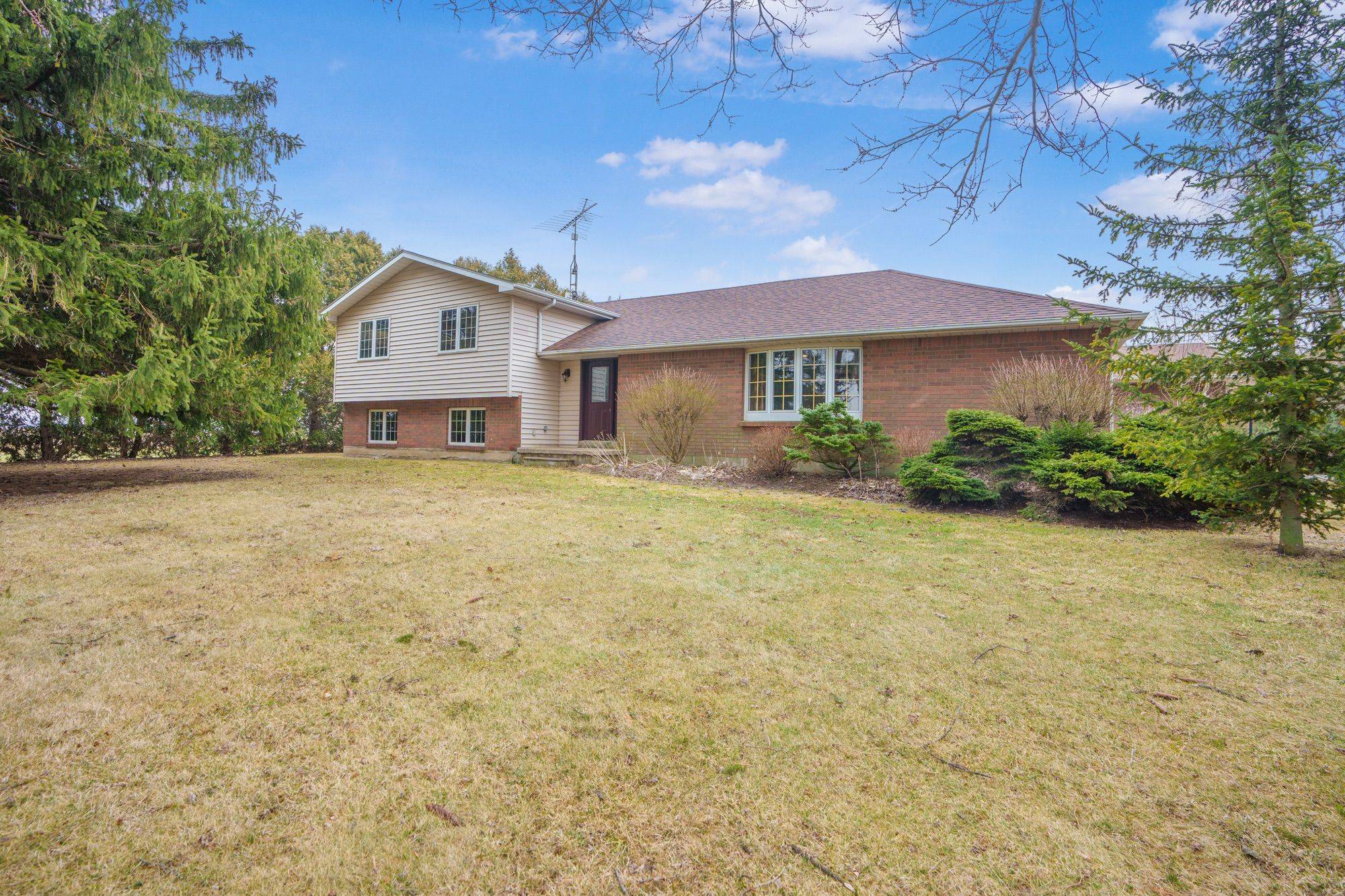 10010 Cedar Hedge Line, Chatham-kent, ON N0P 1M0