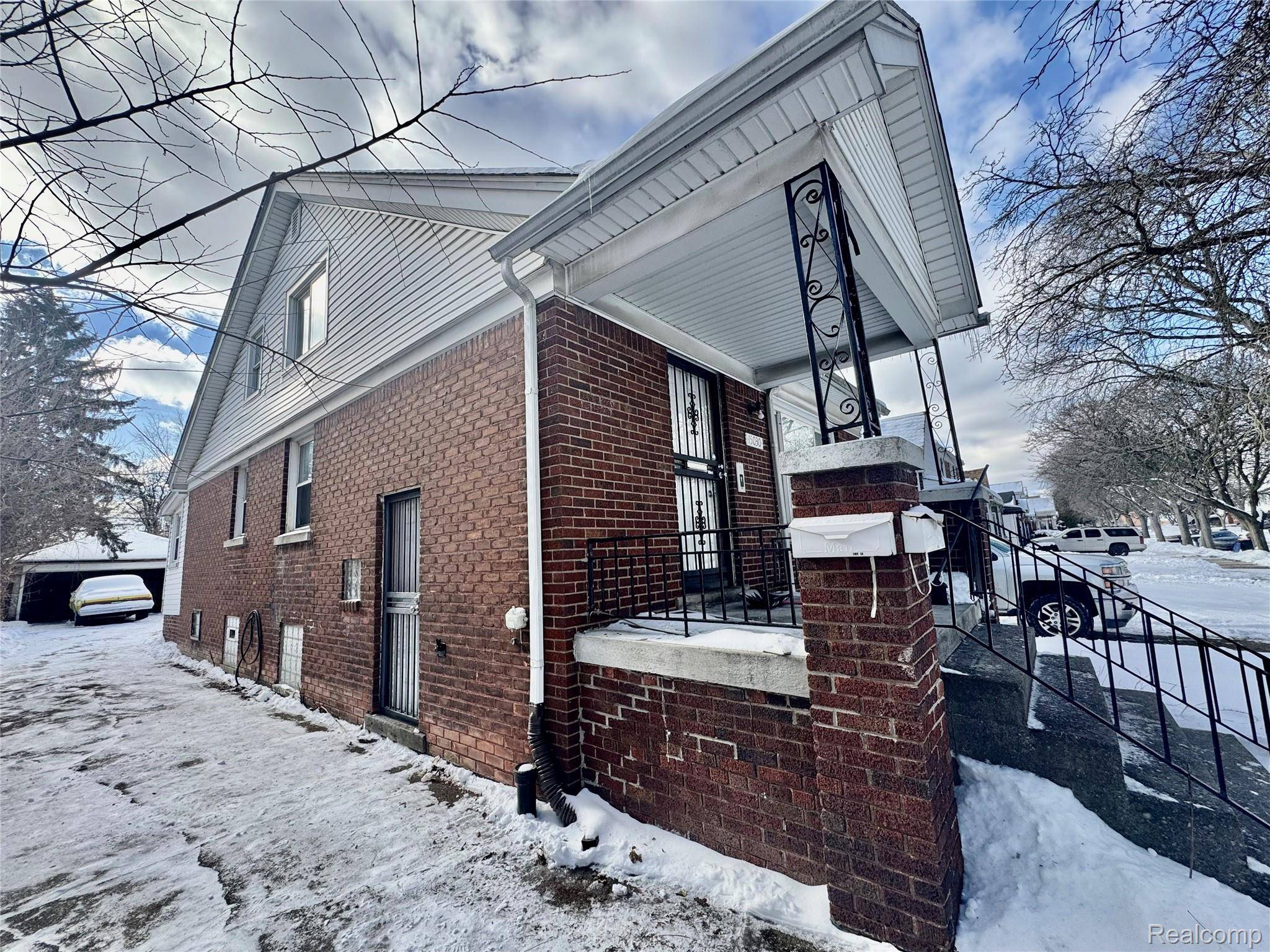 15030 Rossini DR ##2 - Upper, Detroit, MI 48205