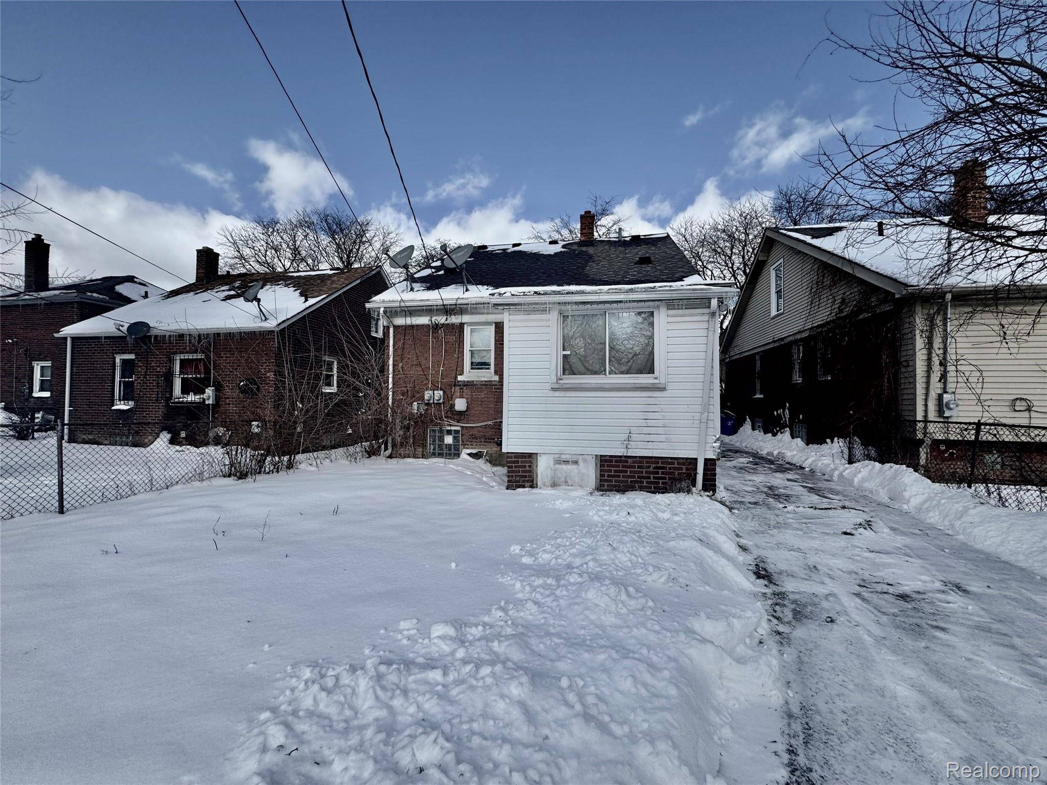 15030 Rossini DR ##2 - Upper, Detroit, MI 48205