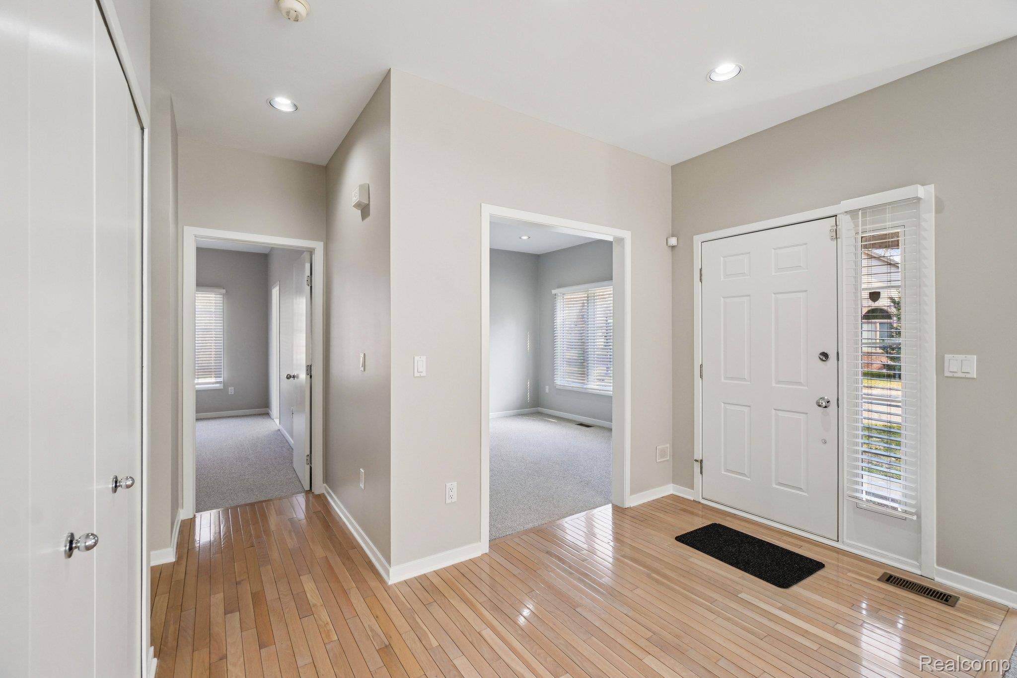 7366 Crackling Creek CIR #1, West Bloomfield Charter Township, MI 48322