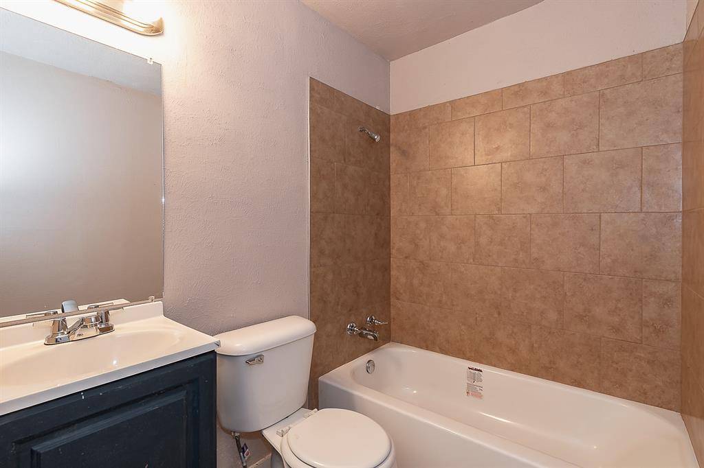 1611 Clark Street, Greenville, TX 75401