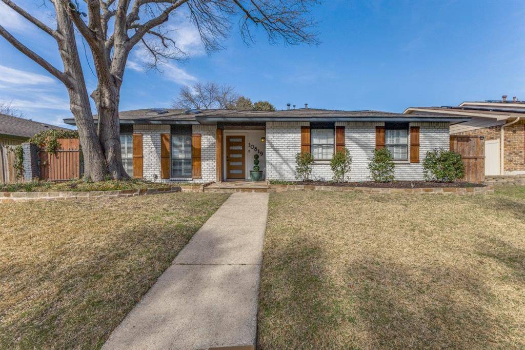 10819 Wallbrook Drive, Dallas, TX 75238