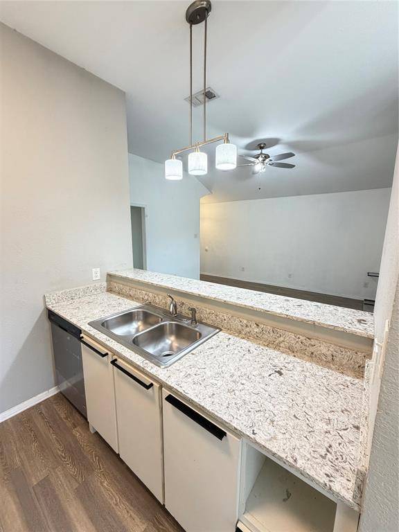 2814 Sherry Street, Arlington, TX 76014