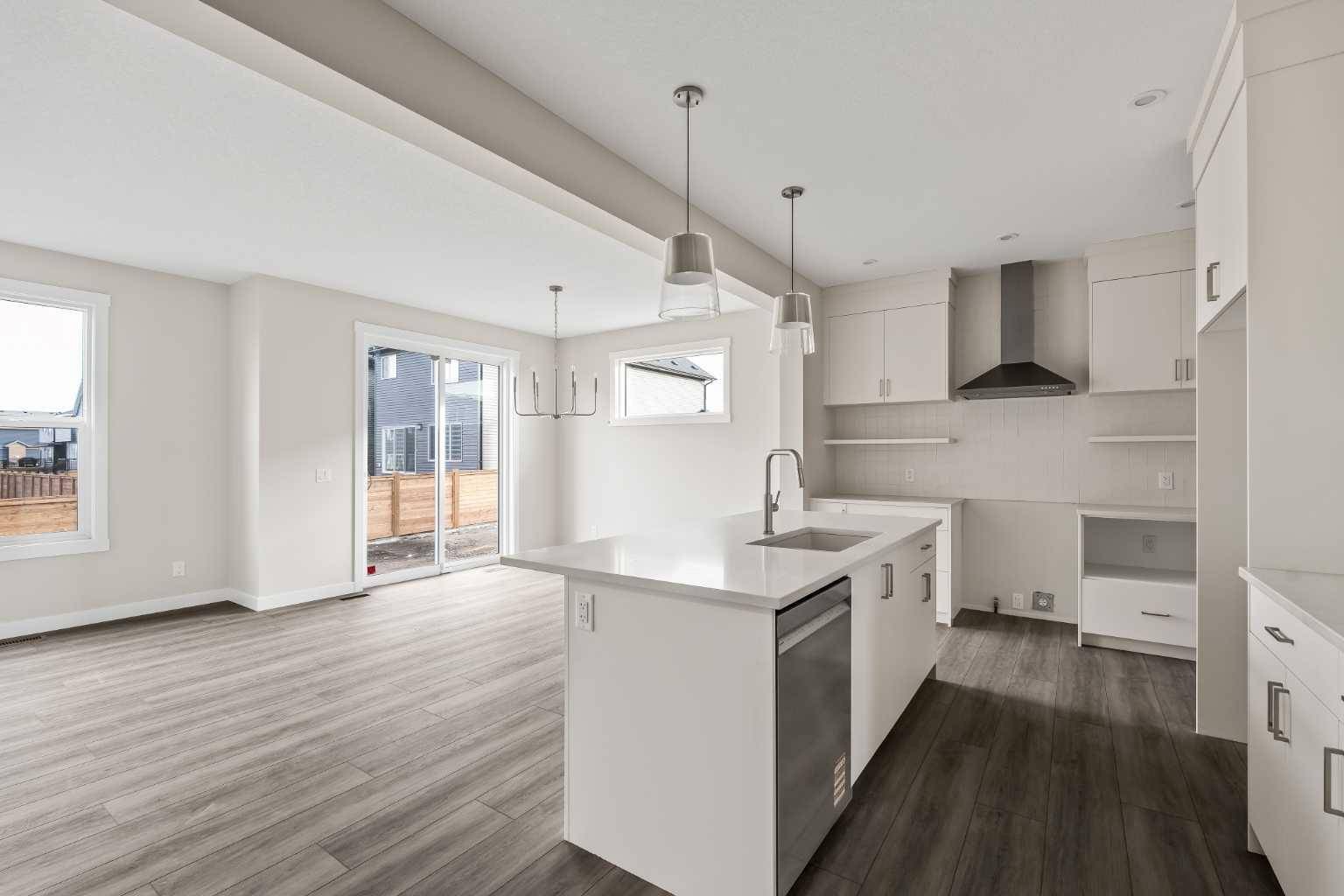 1241 Chinook Winds CIR SW, Airdrie, AB T4B 5X6