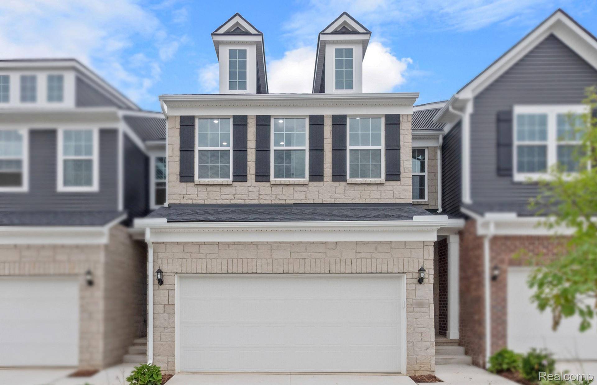 4145 Nottingham CIR, Independence Charter Township, MI 48346