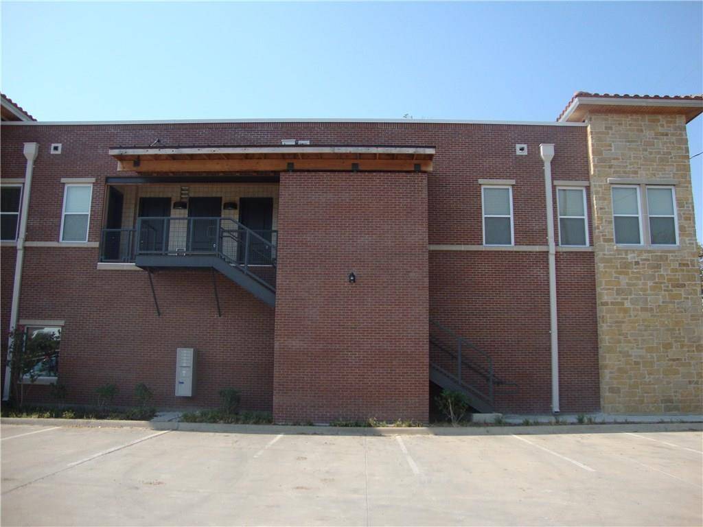 928 lipscomb Street #200, Fort Worth, TX 76104