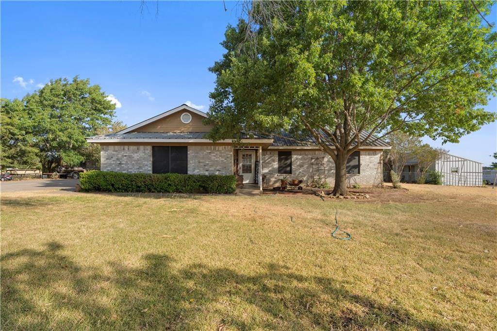 1132 Old Crawford Road, Crawford, TX 76638