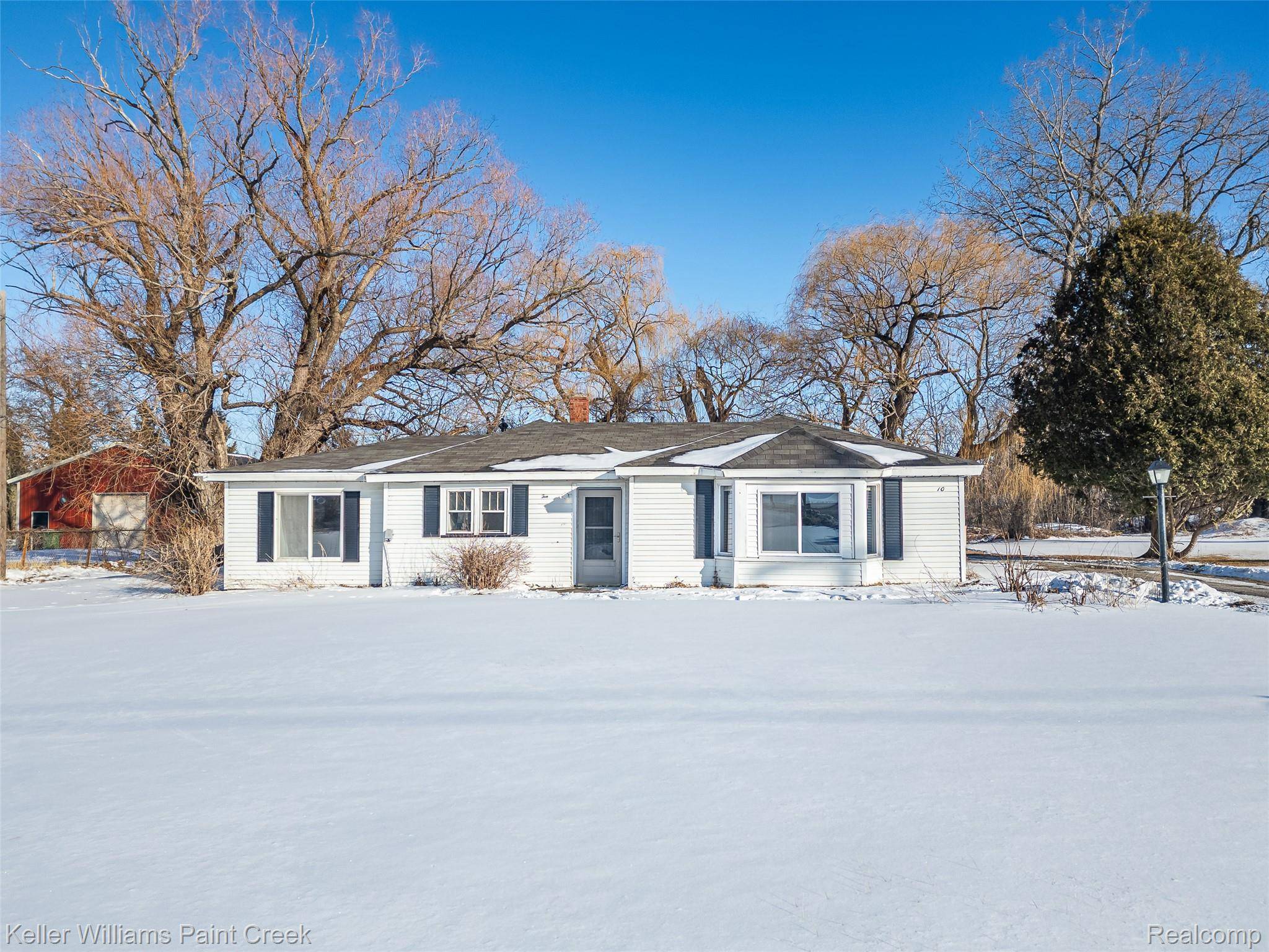 10 State Park DR, Bangor Charter Township, MI 48706