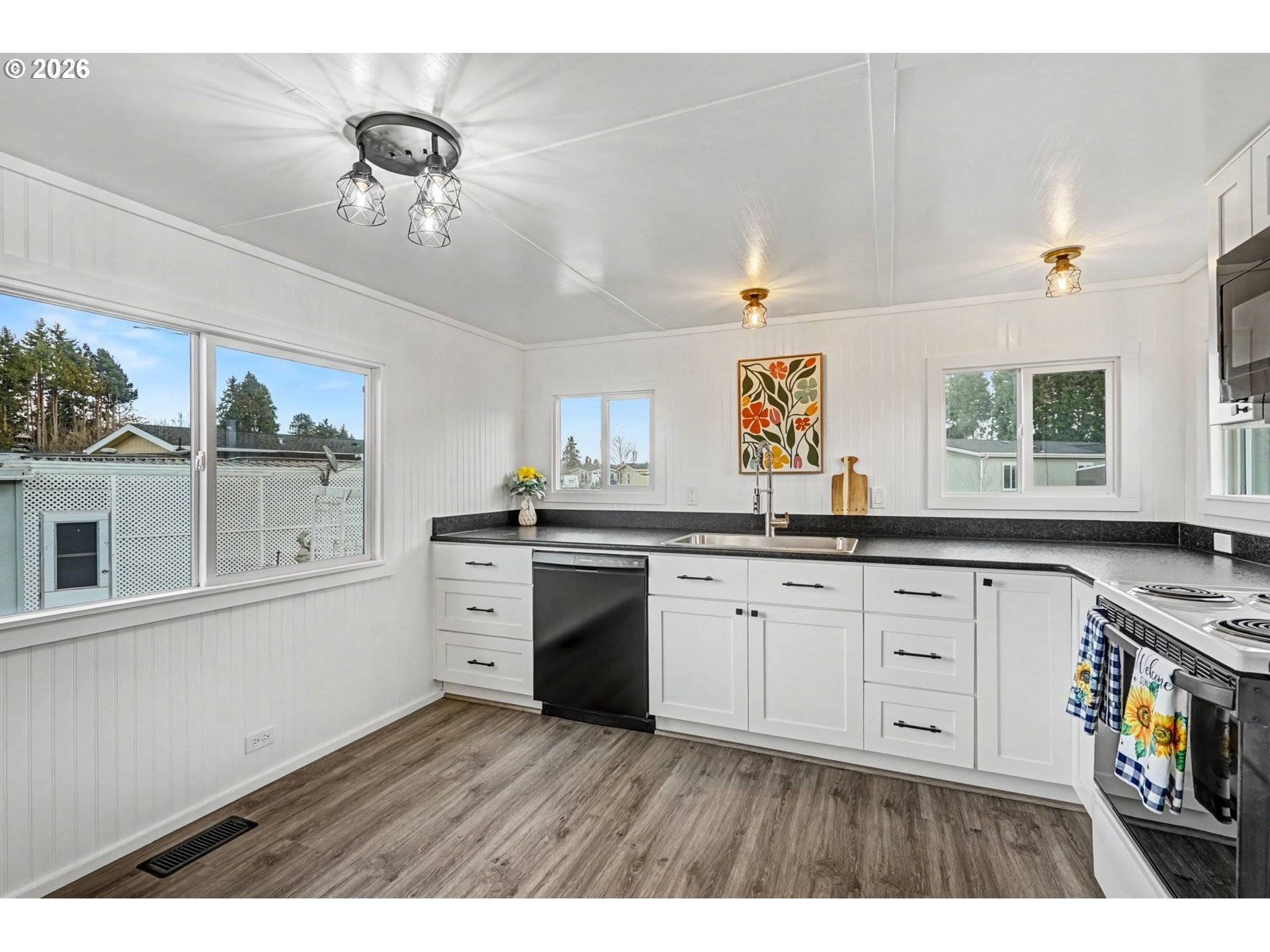 2200 Lancaster DR SE #14A, Salem, OR 97317