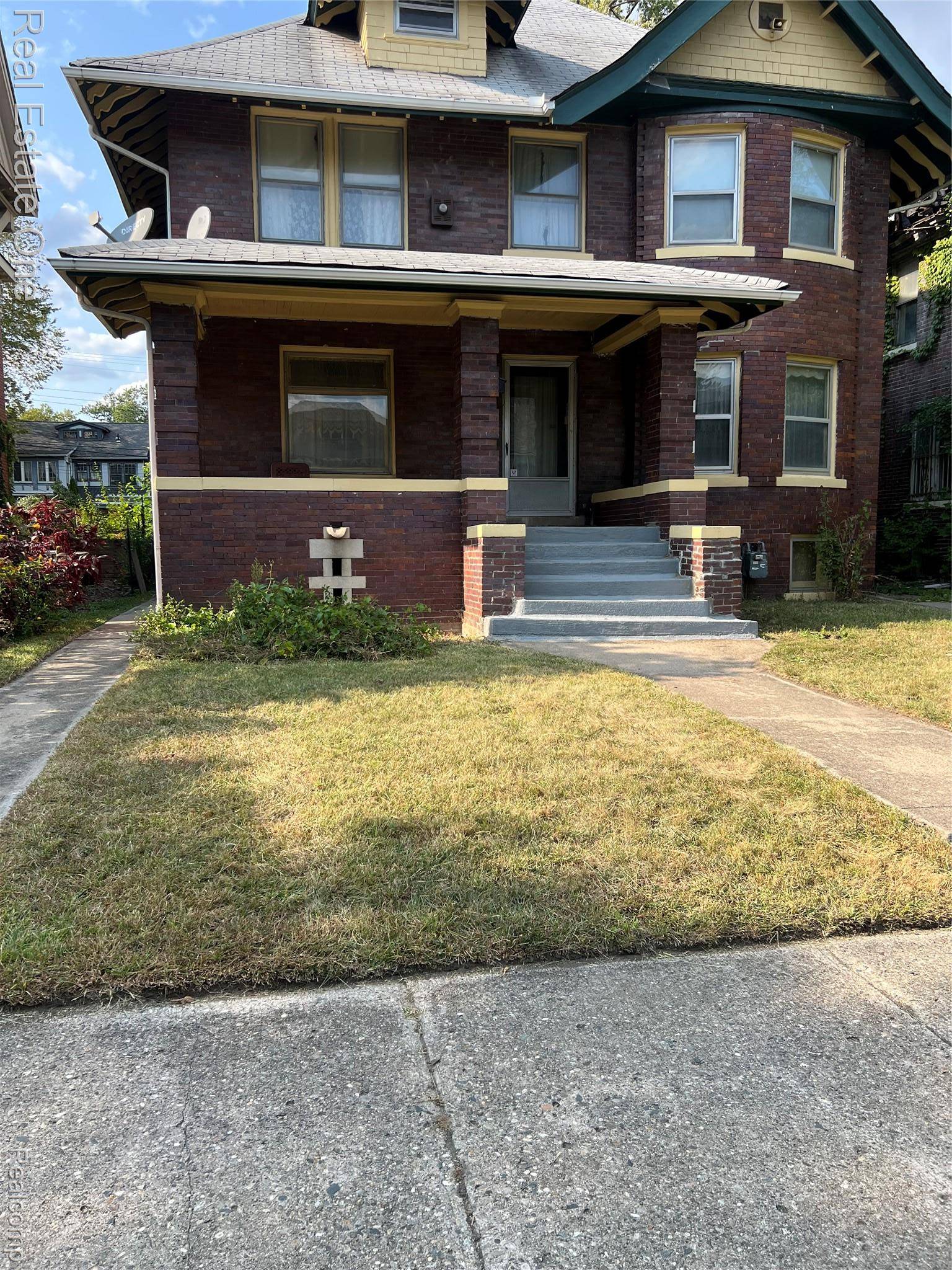 686 ATKINSON S, Detroit, MI 48202