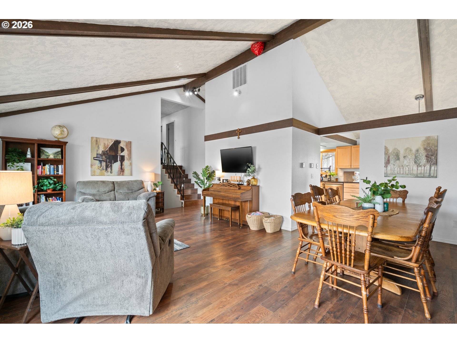 108 JOHN DAY ST, Umatilla, OR 97882