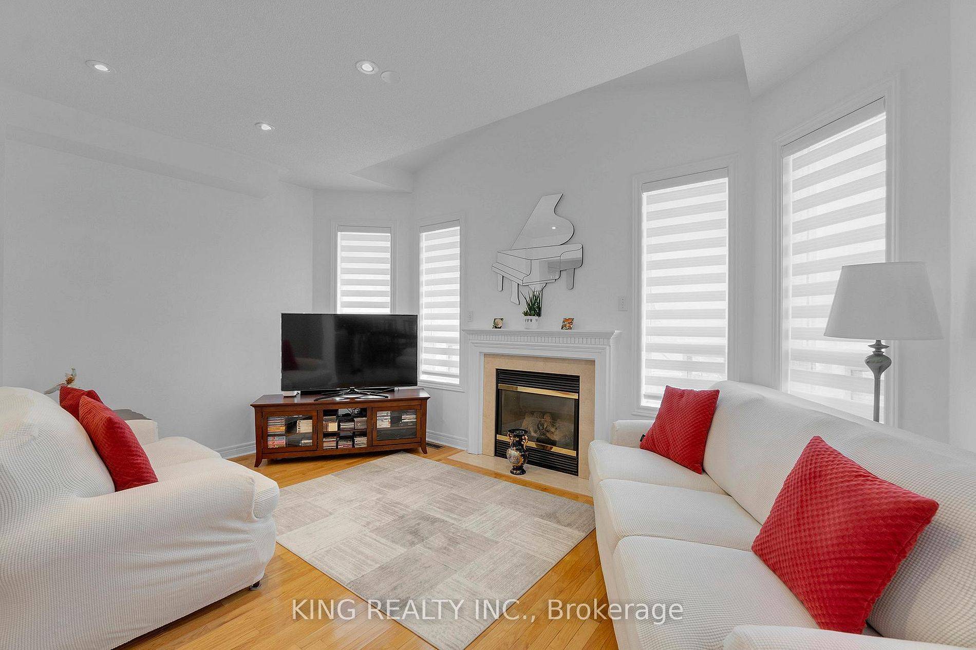 66 Saffron CRES, Brampton, ON L6S 6H7