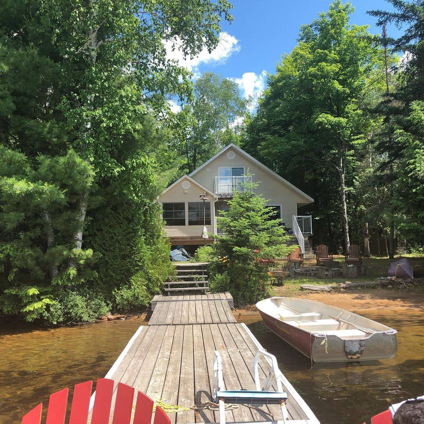 1012 Goodlife LN, Algonquin Highlands, ON P0A 0A8